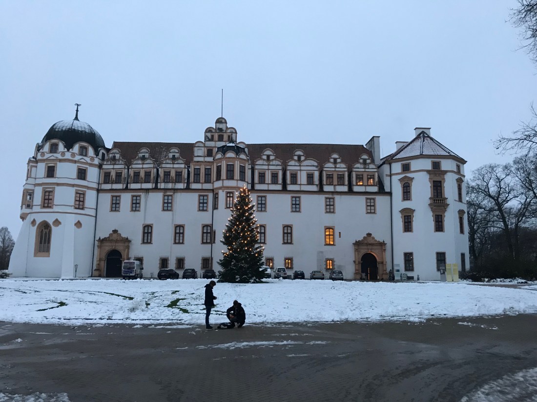 rQoIzNMwR6utHdTMQ9Ec2g