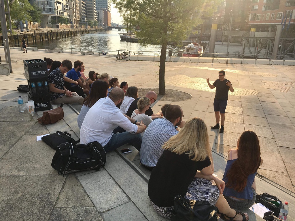 A16E447C-E171-4E4B-A5AA-8F36081BB3A4_1_105_c