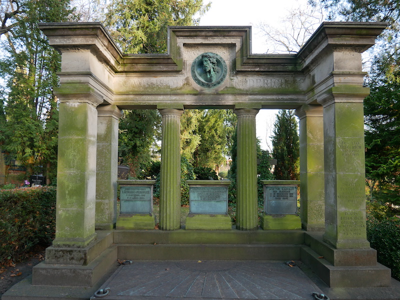 Die Familie Frederich war eine Weinhändlerfamilie.